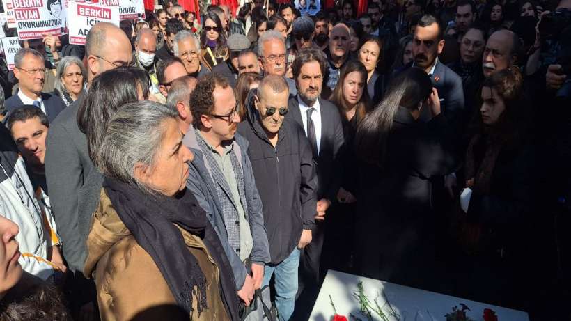 Berkin Elvan mezarı başında anıldı I Adalet mücadelesi devam edecek