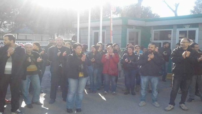 Schneider Elektrik işçileri iş bıraktı