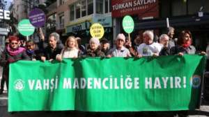 İzmir’den seslendiler: “Vahşi madenciliğe hayır”