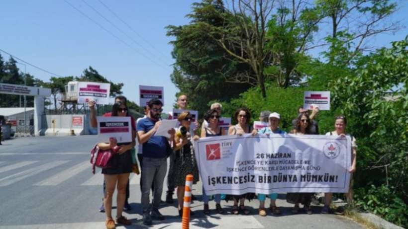 TİHV ve İHDden mültecilere yönelik şiddete karşı ortak açıklama